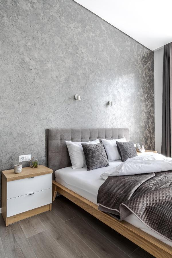 Inshiapartments On Popovycha Str ลวีฟ ภายนอก รูปภาพ